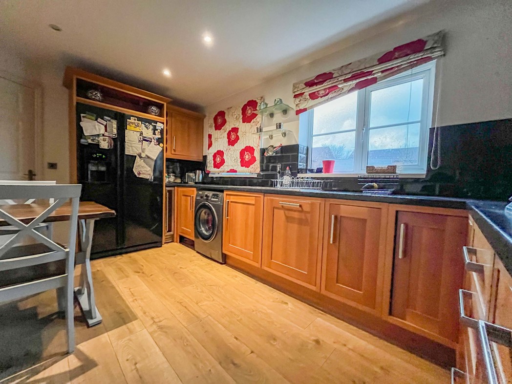 Property image 6 of 15