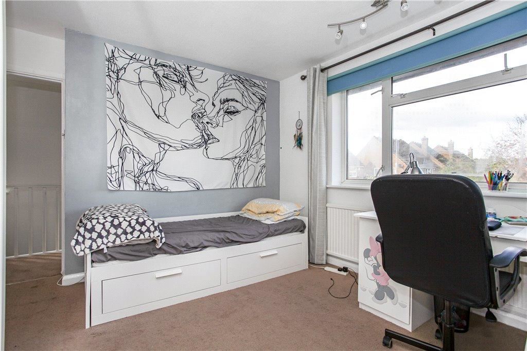 Property image 12 of 14