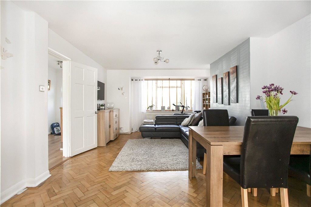 Property image 4 of 14