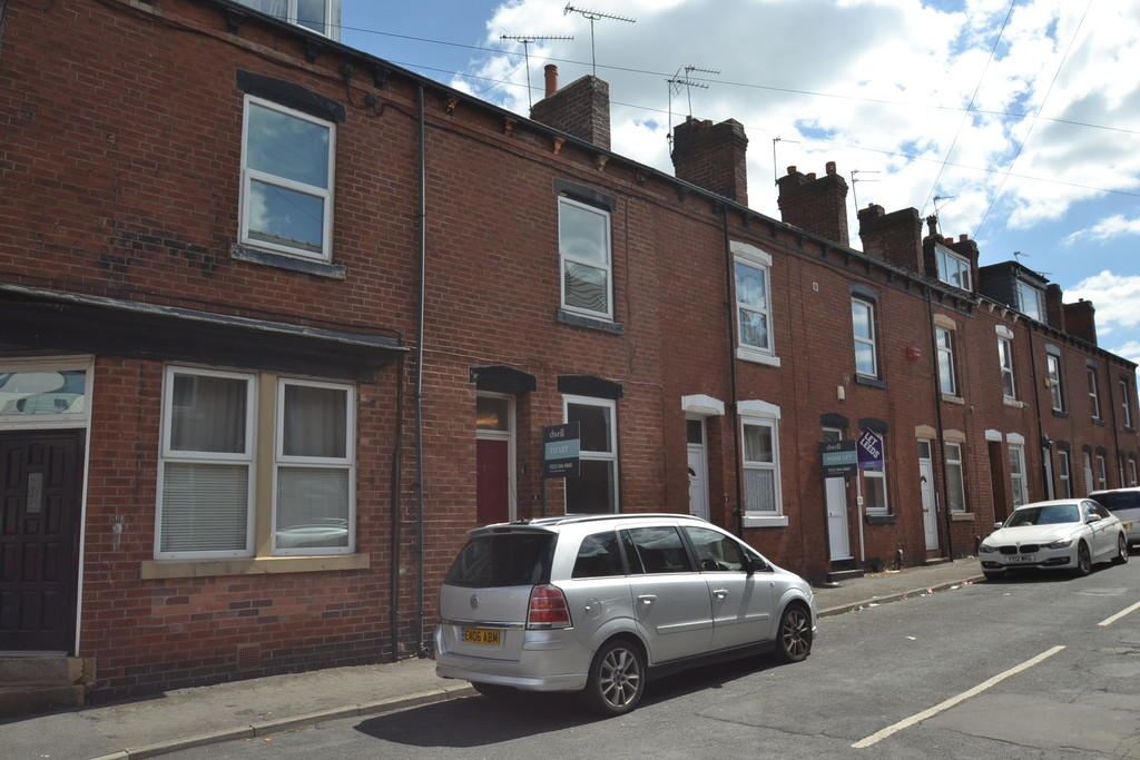 Property image 1 of 9