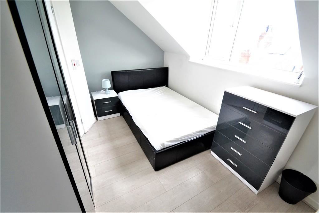 Property image 9 of 9