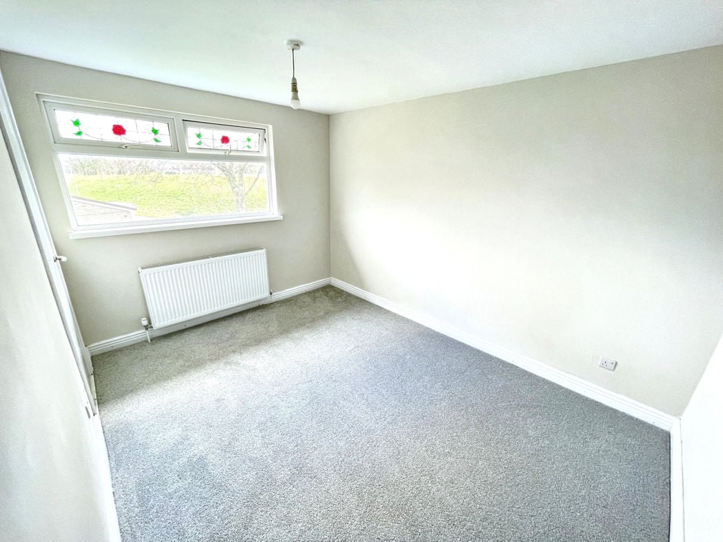 Property image 8 of 13