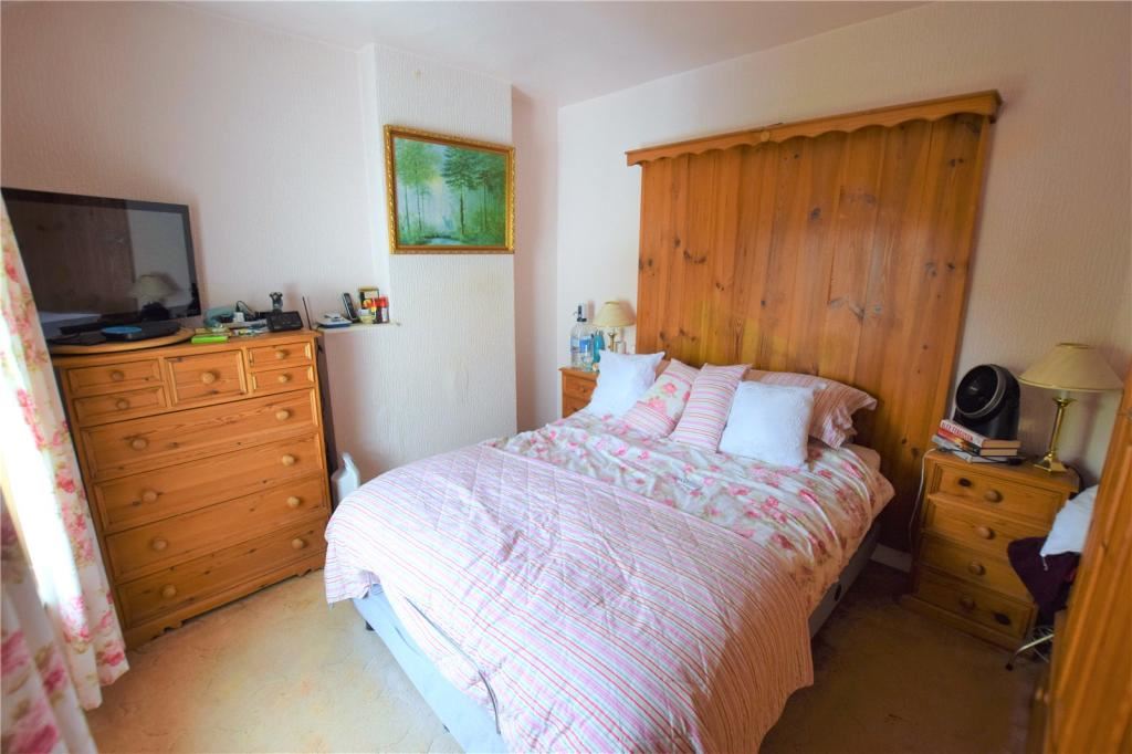 Property image 11 of 16