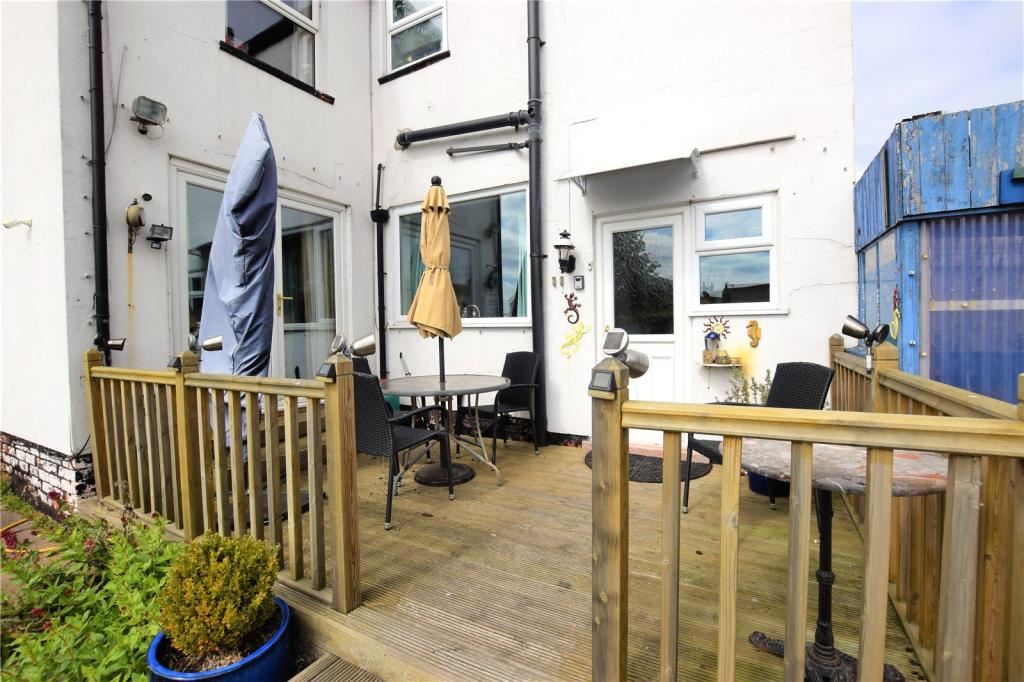 Property image 14 of 16