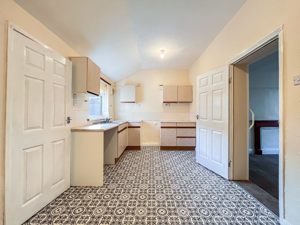 Property image 5 of 13