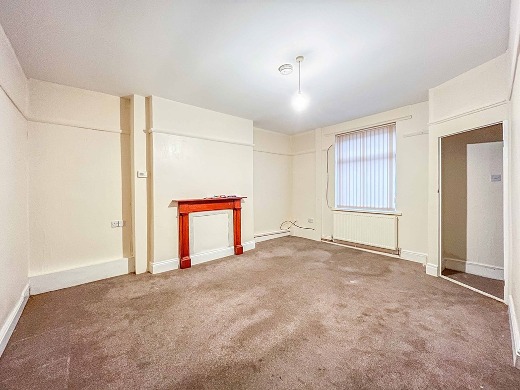 Property image 3 of 13