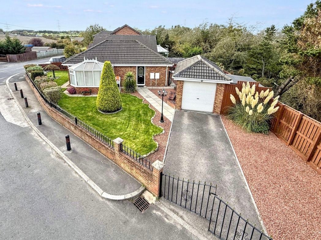 Property image 1 of 20