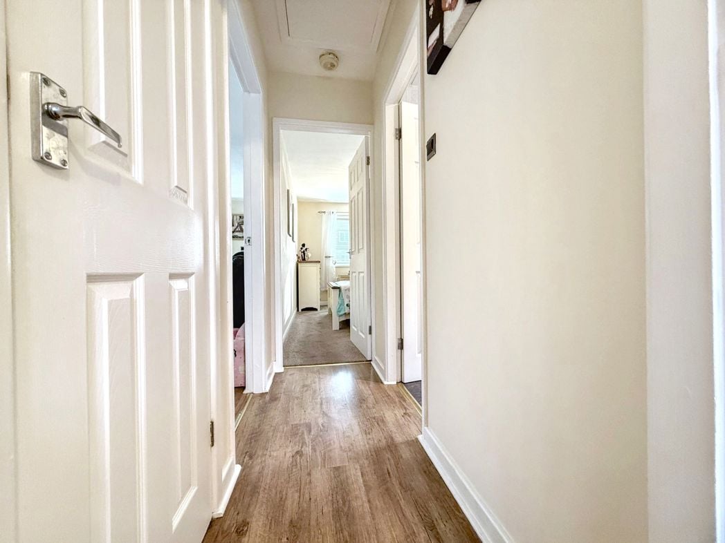 Property image 11 of 20
