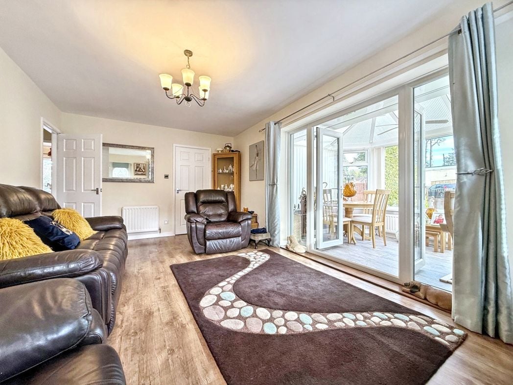 Property image 6 of 20