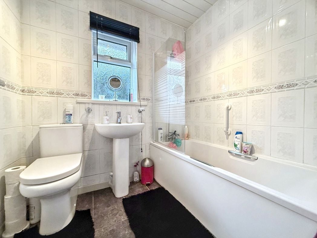 Property image 16 of 20