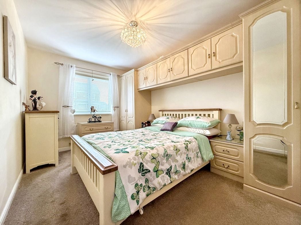 Property image 12 of 20