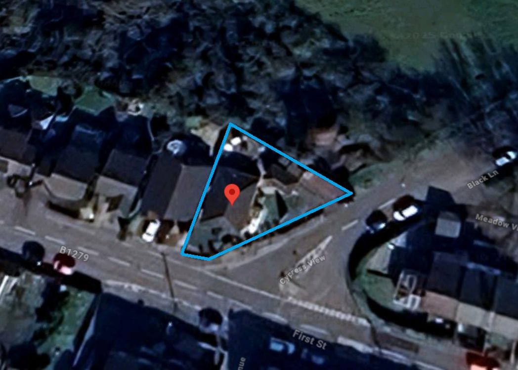 Property image 3 of 20