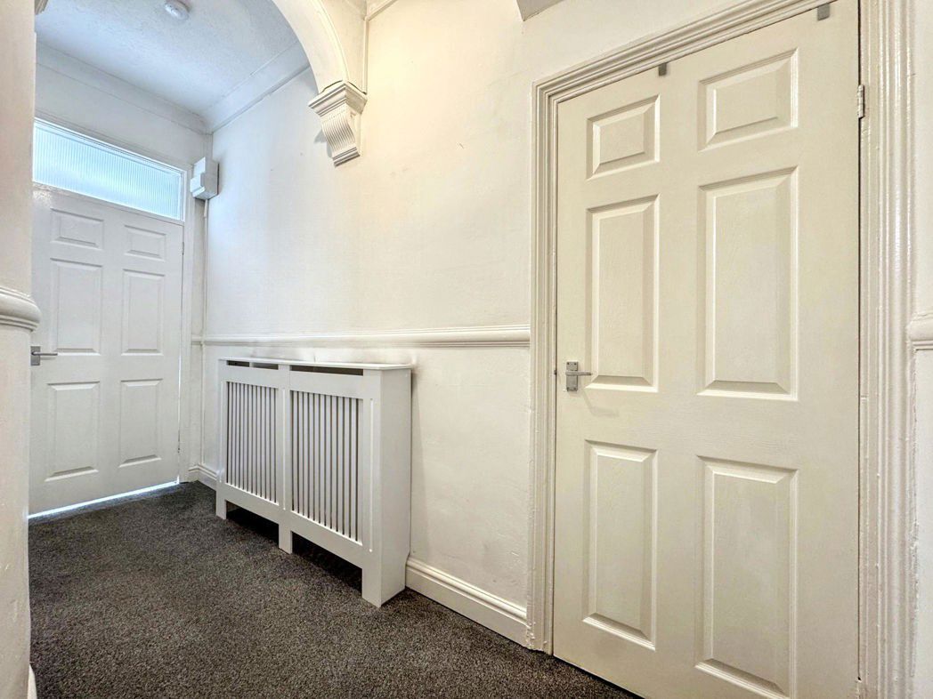 Entrance/Hallway