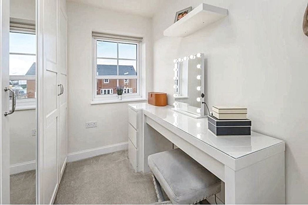 Property image 7 of 15