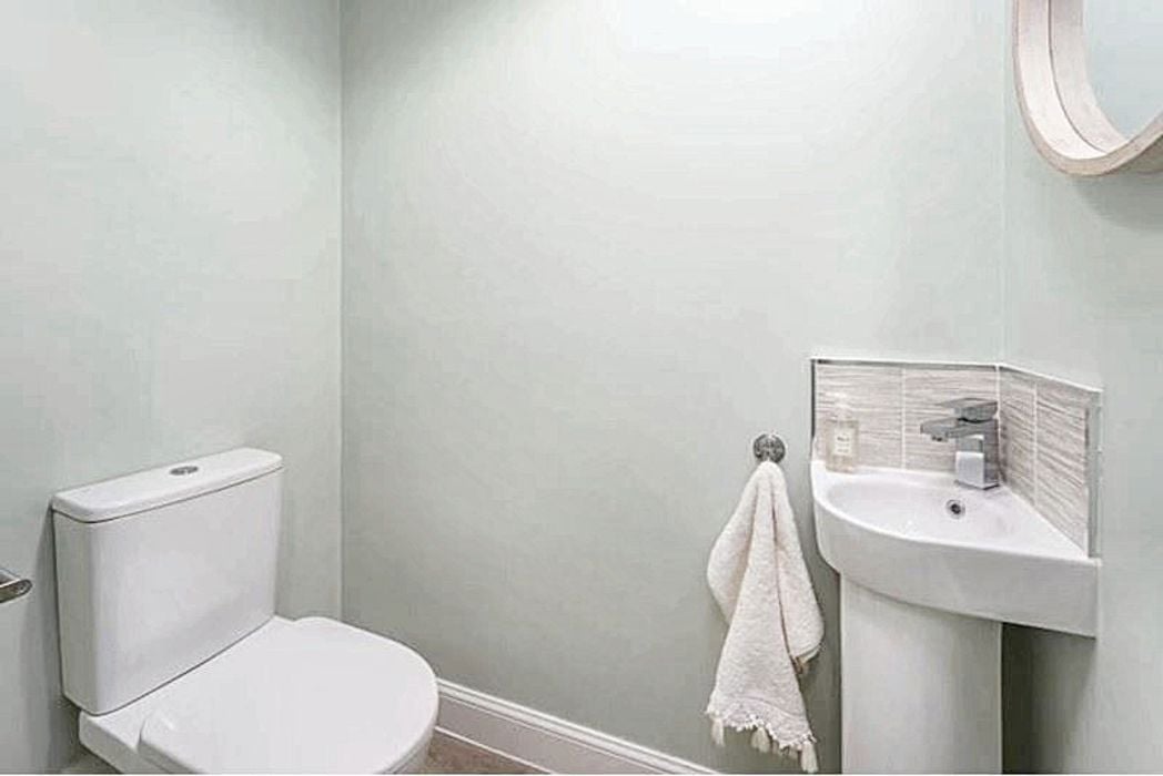 Property image 12 of 15