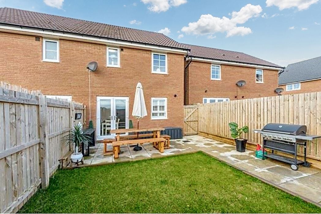 Property image 14 of 15