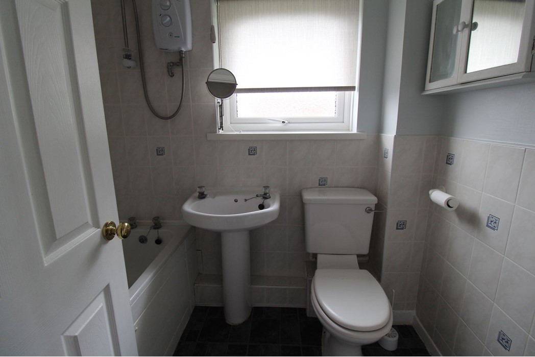 Property image 5 of 5