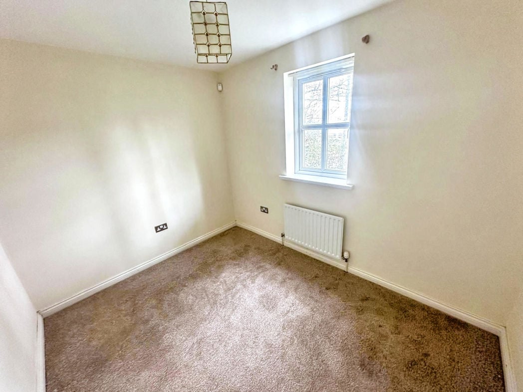 Property image 9 of 19