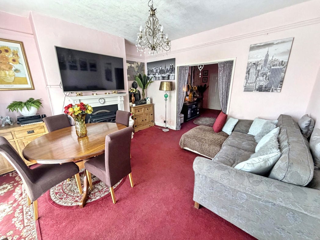 Property image 6 of 12