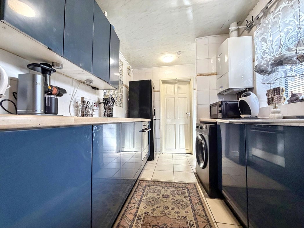 Property image 7 of 12