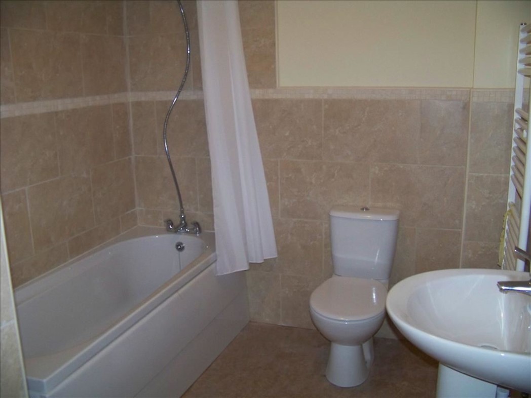 Property image 5 of 5
