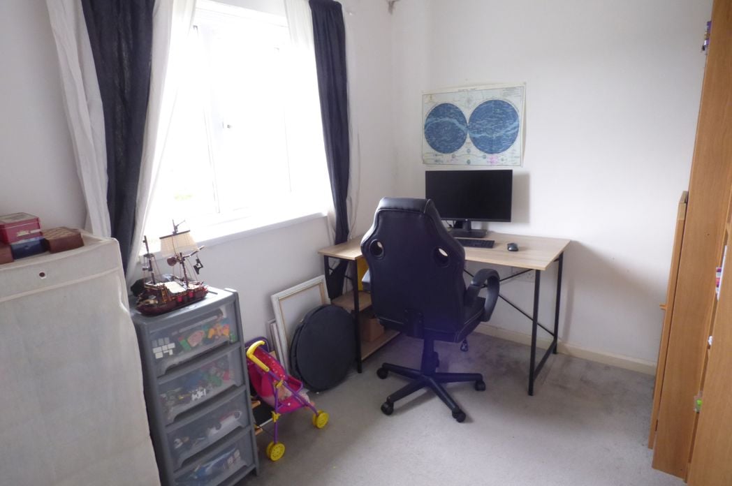 Property image 11 of 20