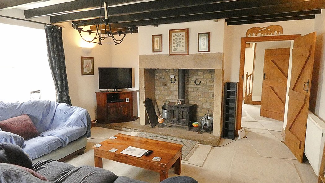 Property image 3 of 21
