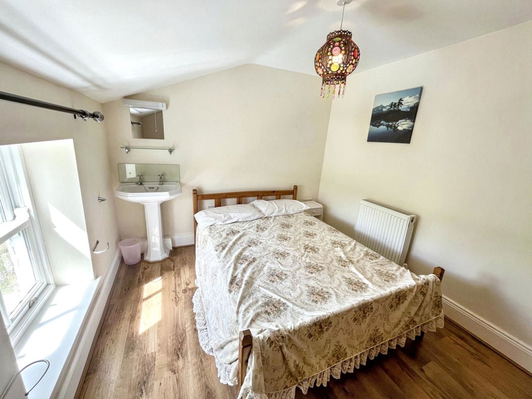 Property image 17 of 22