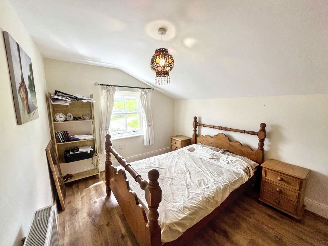 Property image 16 of 22