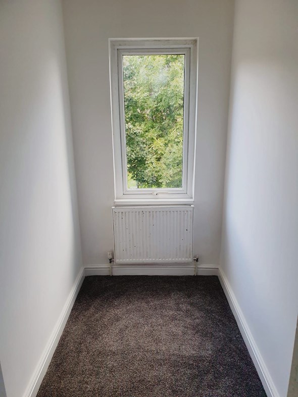 Property image 6 of 9