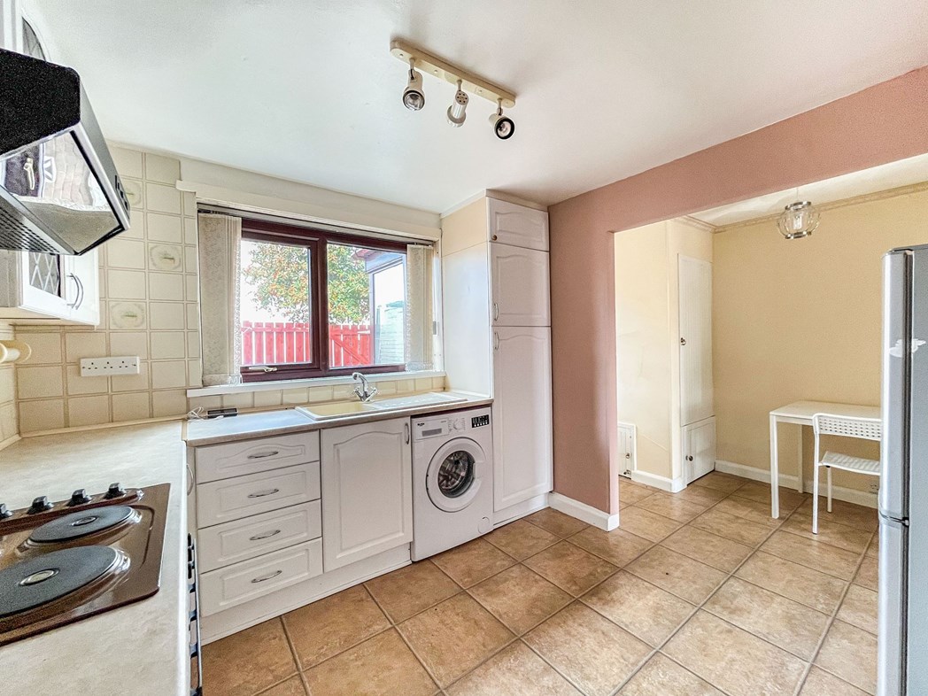 Property image 6 of 17