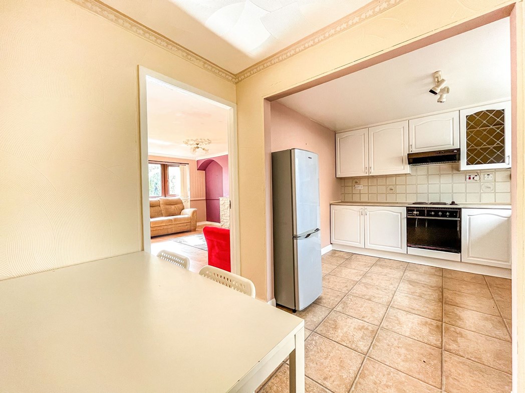 Property image 7 of 17