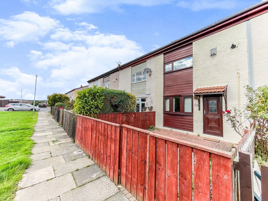 Property image 1 of 17