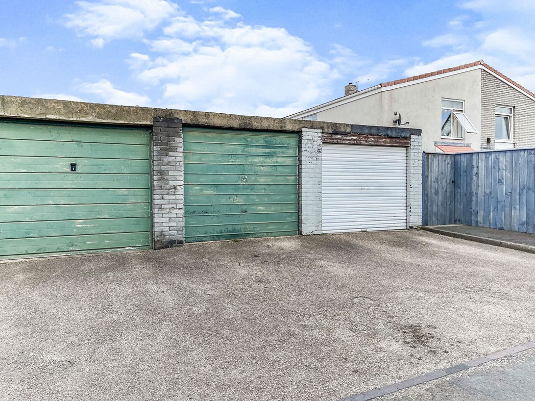 Property image 16 of 17