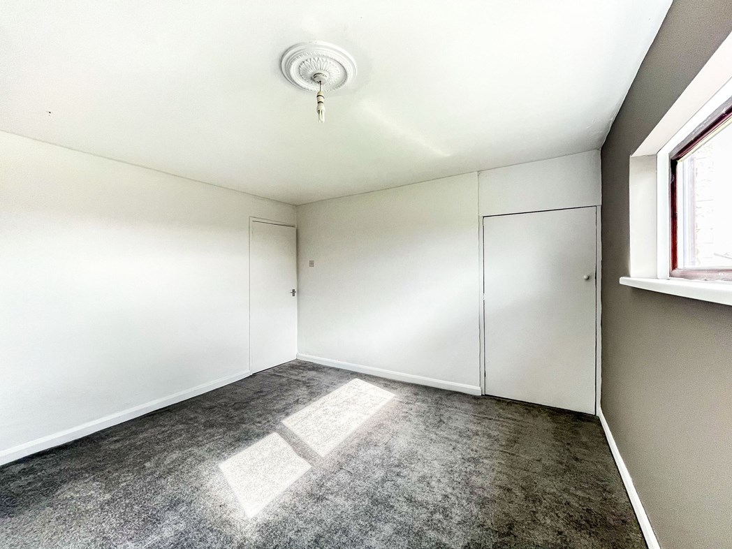 Property image 13 of 17