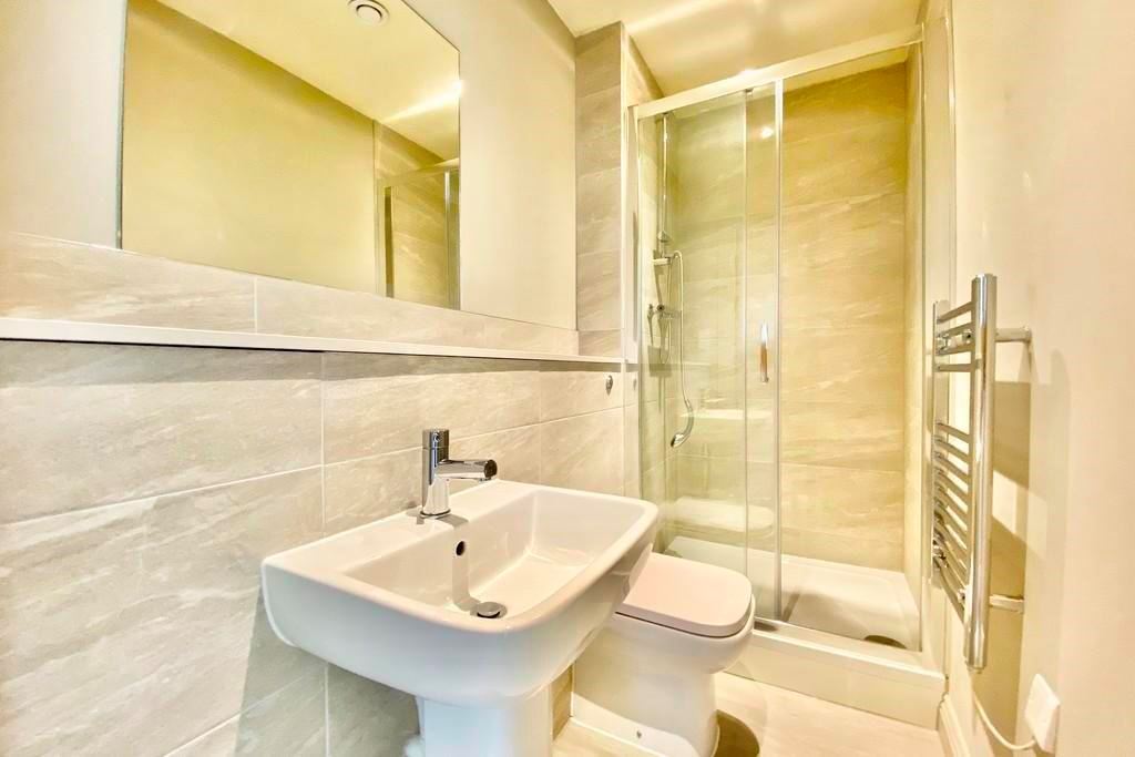Property image 8 of 8