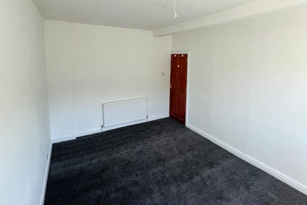 Property image 14 of 27