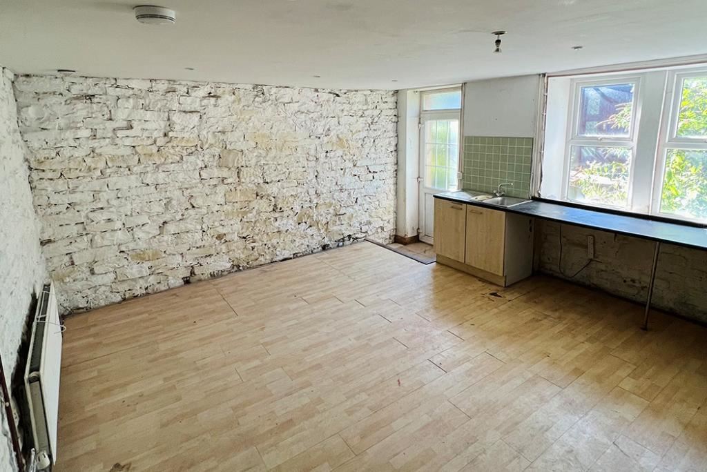 Property image 20 of 27