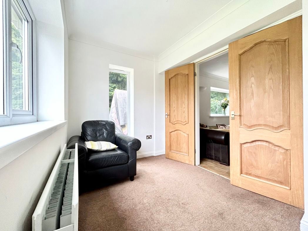 Property image 7 of 27