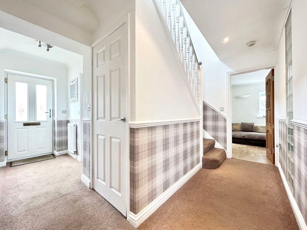 Property image 6 of 27