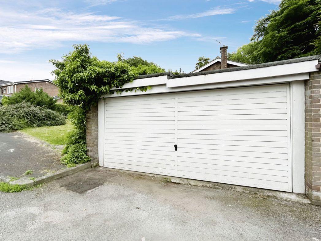 Property image 25 of 27