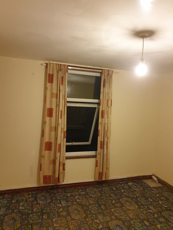 Property image 5 of 8