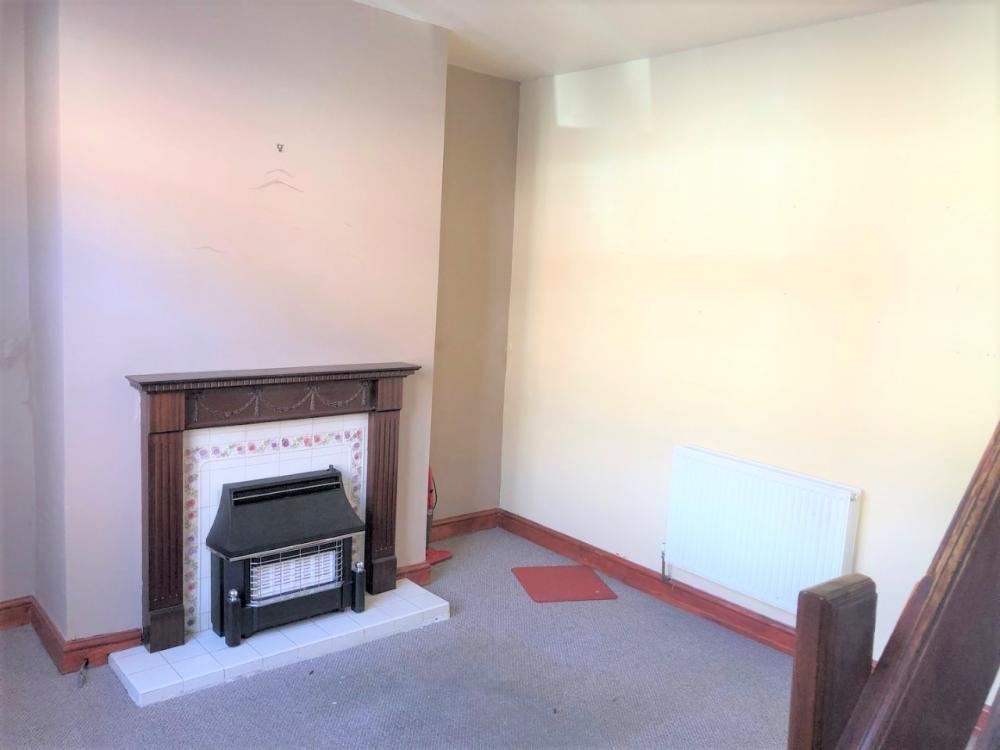 Property image 2 of 8