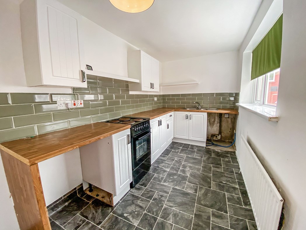 Property image 6 of 12