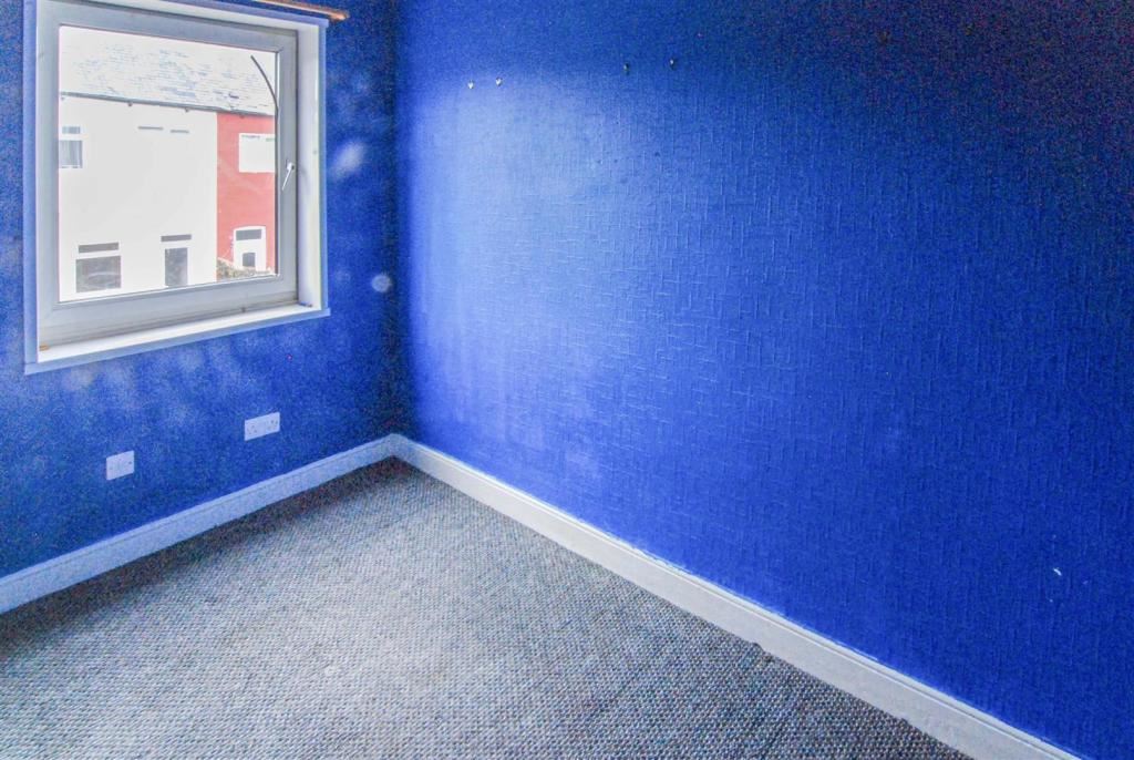 Property image 6 of 9