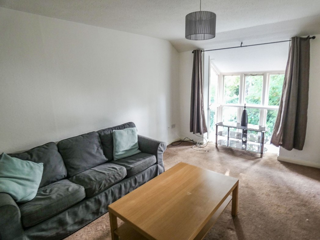 Property image 2 of 6