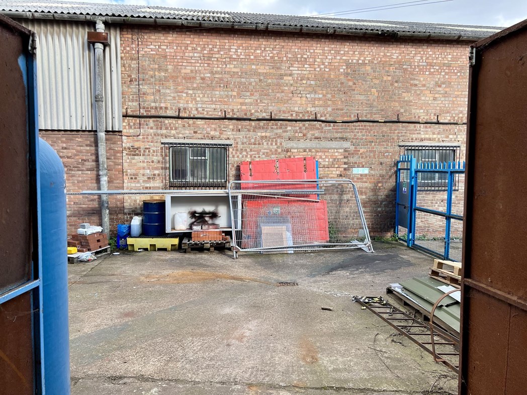 Property image 5 of 77