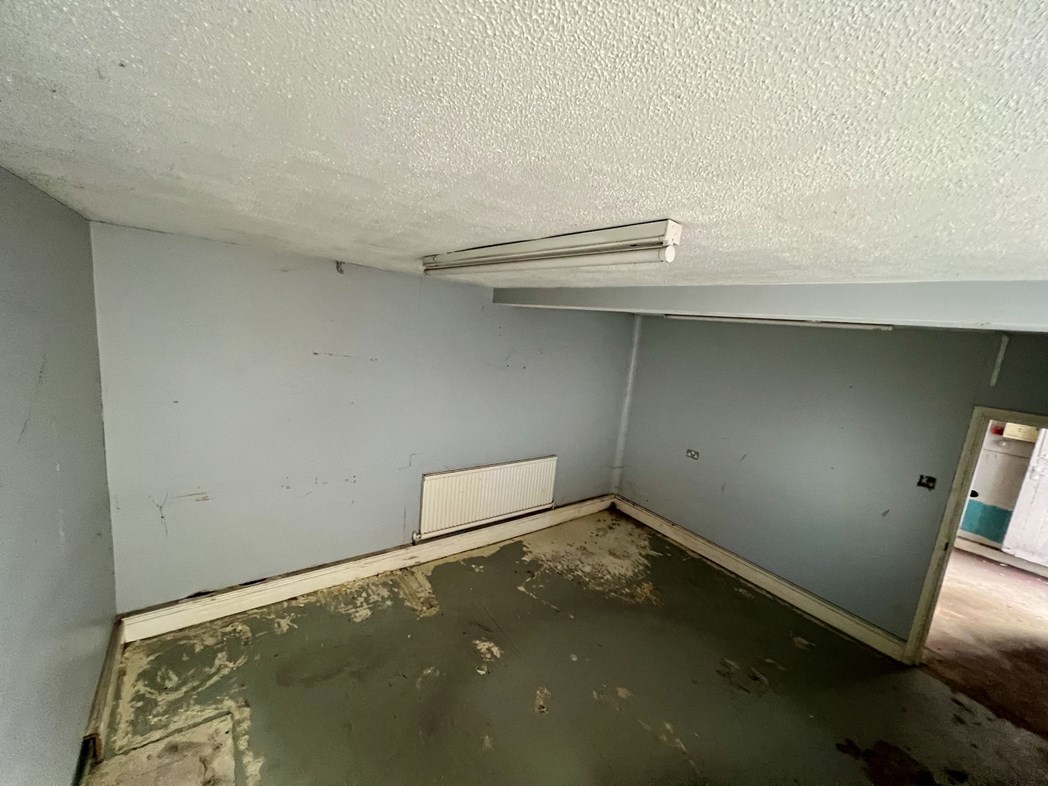 Property image 26 of 77