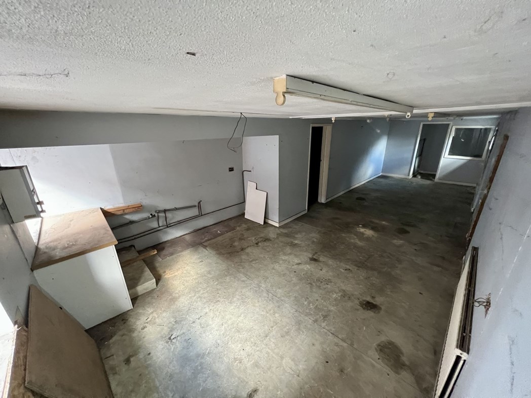 Property image 39 of 77