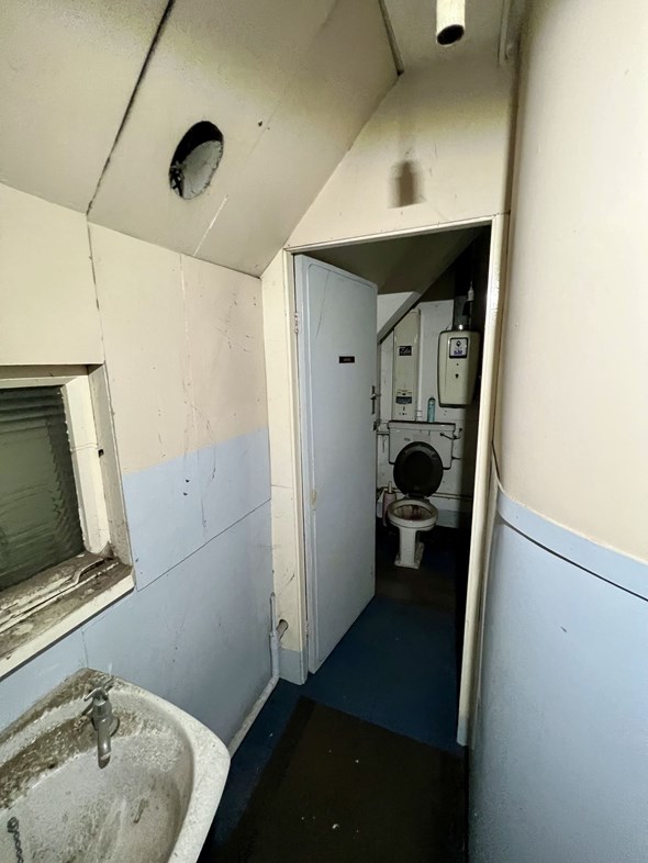 Property image 59 of 77